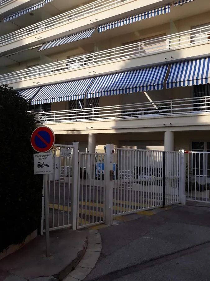 Le Palais Du Tropique Sea View 5E Etage Avec Ascenseur Juan-les-Pins